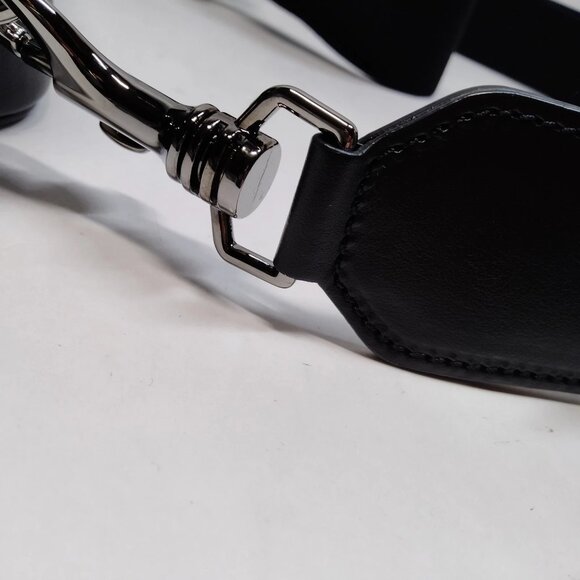 Authentic VERSACE Black Leather Crossbody Bag mon557-110925 - Picture 9 of 16